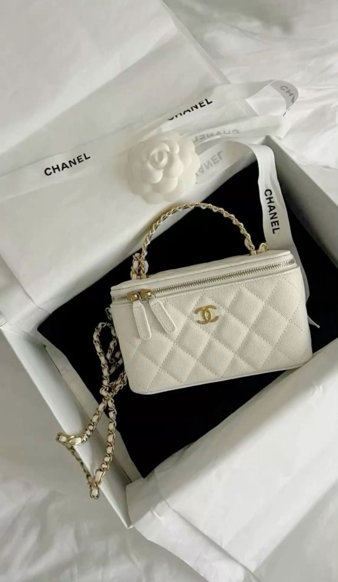 Chanel vanity